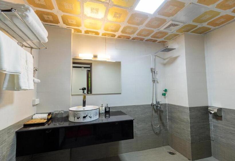 اتاق لوکس, Babeeni Family Hotel Sapa