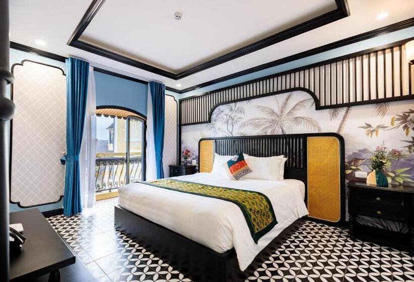 سوییت جونیور, Babeeni Family Hotel Sapa