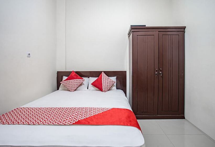 اتاق لوکس, Oyo 93477 Almahyra Guest House Syariah