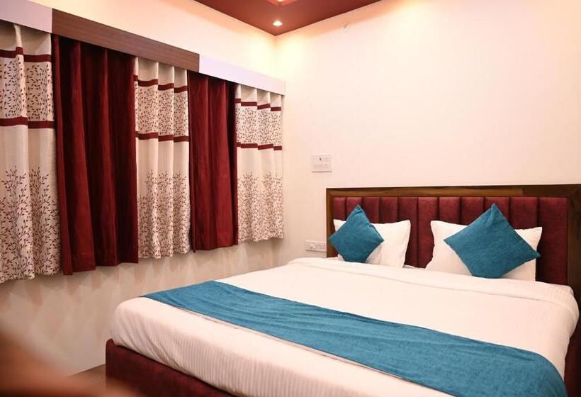 غرفة ديلوكس, The Kashi Inn