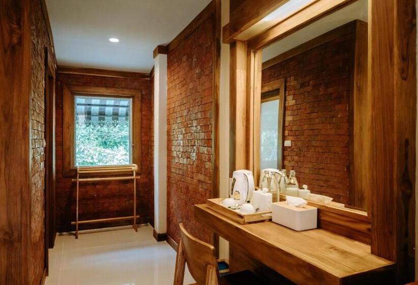 バルコニー付きスタンダードルーム, U Olive