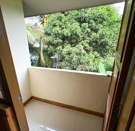 デラックスルーム, U Olive