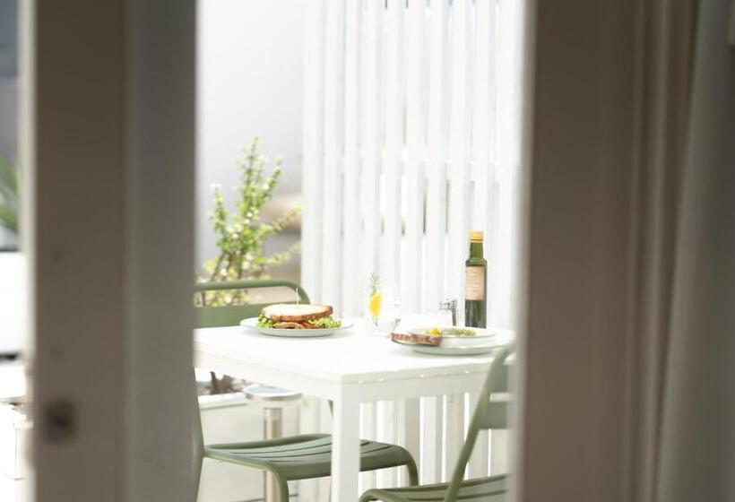 اتاق استاندارد, Vitaminas   Casa De Playa Y Café