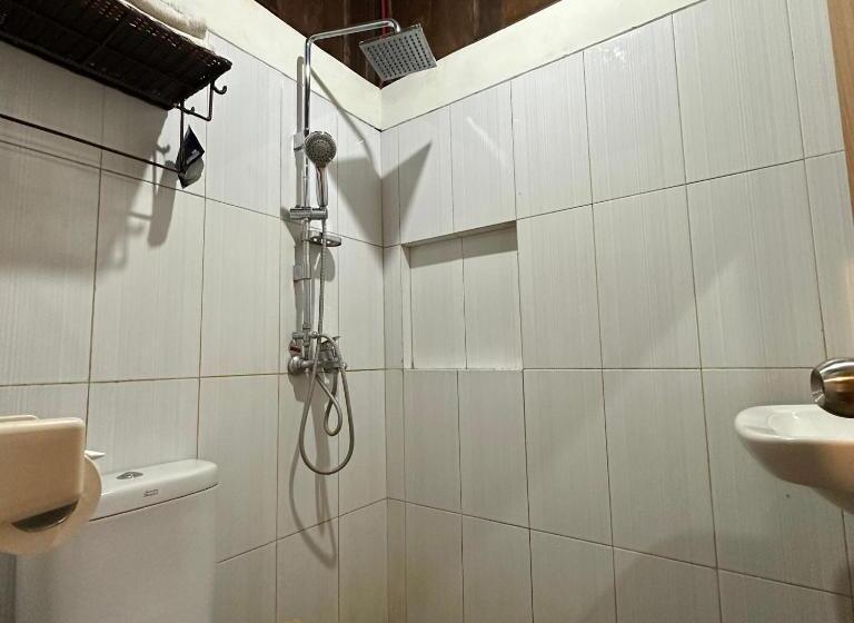 标准间, Bata Merah Guesthouse Batu
