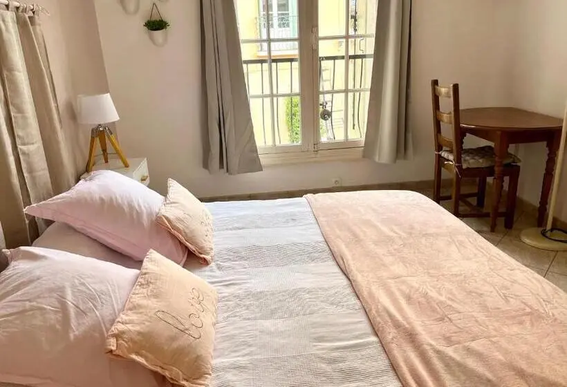 Standard room with outdoor bath, Chambre Indépendante à Lezignan La Cèbe