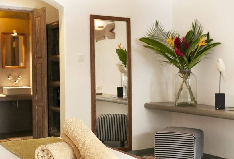 豪华房间, Nirbana Retreat