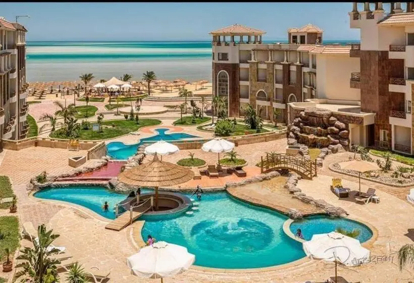 آپارتمان 1 خوابه با چشم‌انداز دریا, Royal Beach G 05