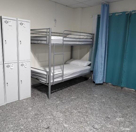 سرير فى غرفة مشتركه, Hoomy Hostel