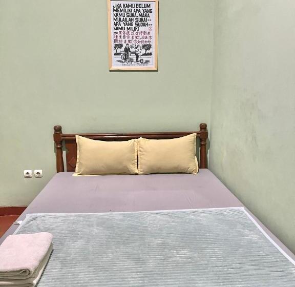 Habitación Economy, Telu.telu Solo