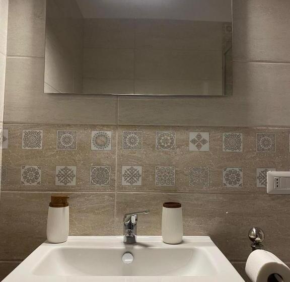 סוויטה עם ג'קוזי, In Bloom B&b