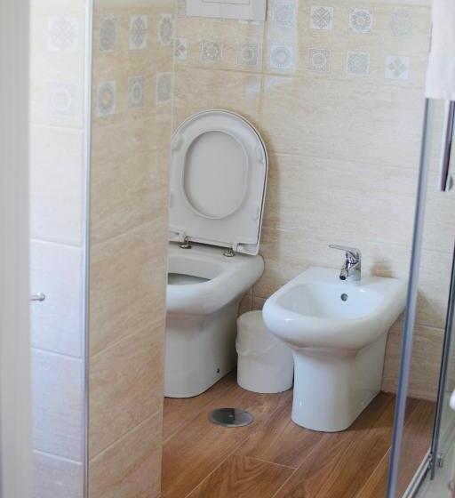 חדר סטנדרט נוף לבריכה, In Bloom B&b