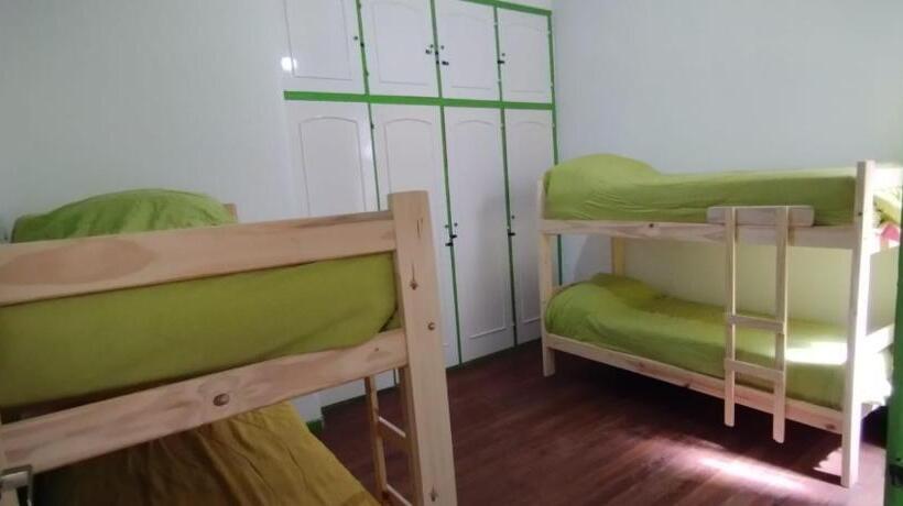 اتاق استاندارد, Maui Hostel
