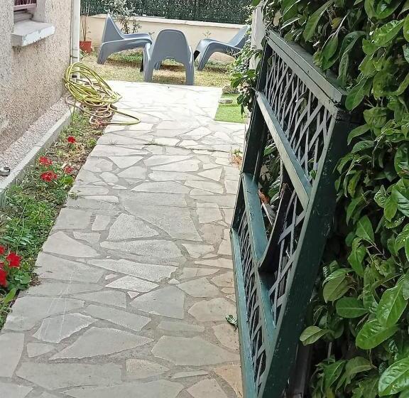 ファミリールーム, Paradis Chambres D Hôtes Proche Paris   Aéroport Charles De Gaulle Airport   Parc Des Exposition Vil