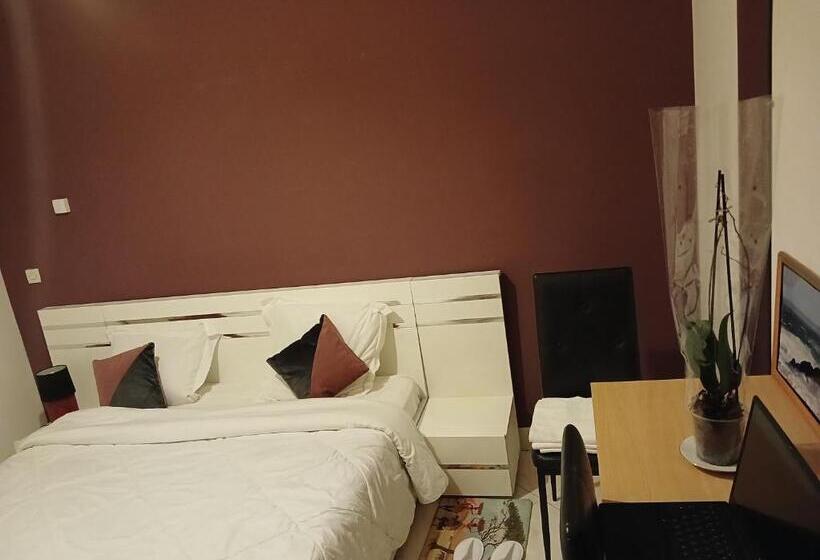 スタンダードルーム, Paradis Chambres D Hôtes Proche Paris   Aéroport Charles De Gaulle Airport   Parc Des Exposition Vil