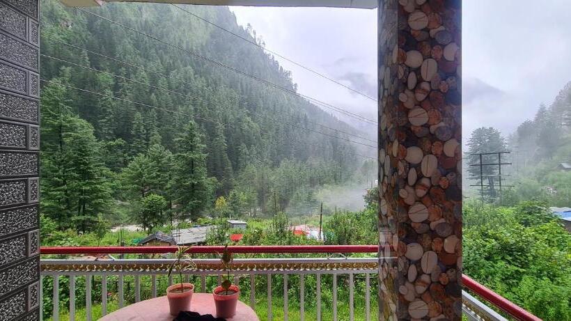 اتاق استاندارد با تخت بزرگ, Formosa Cafe & Hostel