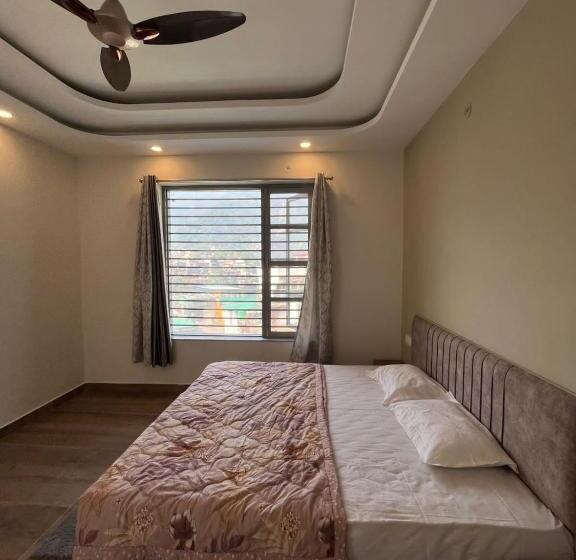 디럭스 룸, Devlok Homes