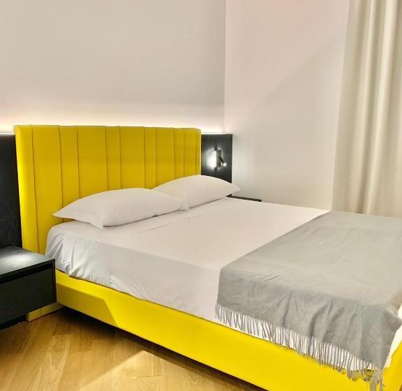 اتاق لوکس با بالکن, Domo Apuliae Apart