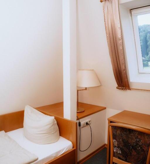 غرفة عائلية, Gasthof Hummel