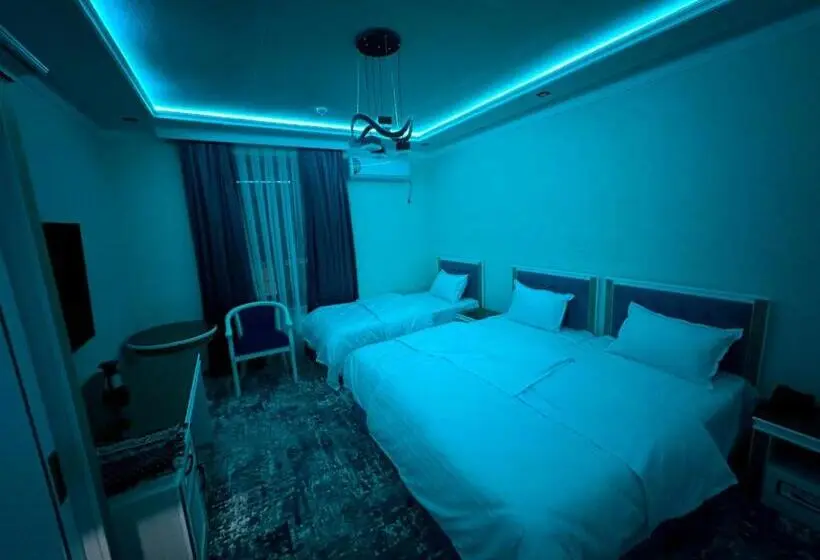 Quarto Triplo Standart, Gulnora