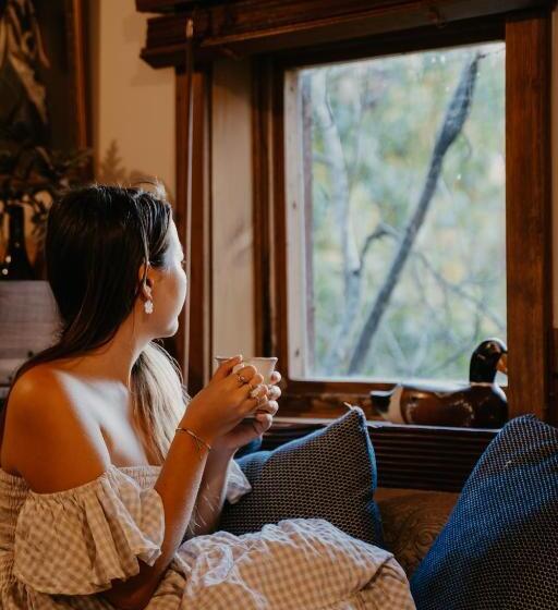 غرفة ديلوكس, Hideaway Farmlet Romantic Cottage With Miniature Goats