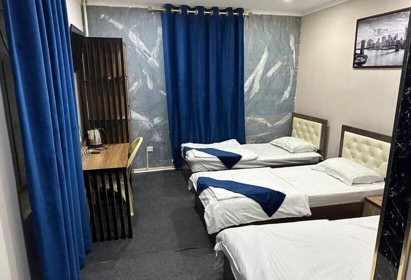 اتاق استاندارد سه نفره, Ilhombek Guest House