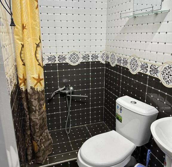 اتاق استاندارد سه نفره, Ilhombek Guest House