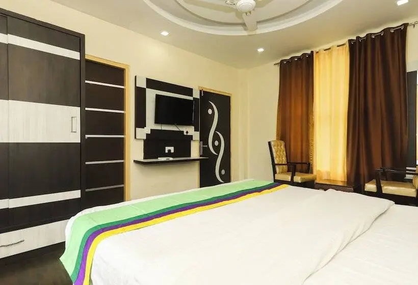 Deluxe-huone, Naddi Heights
