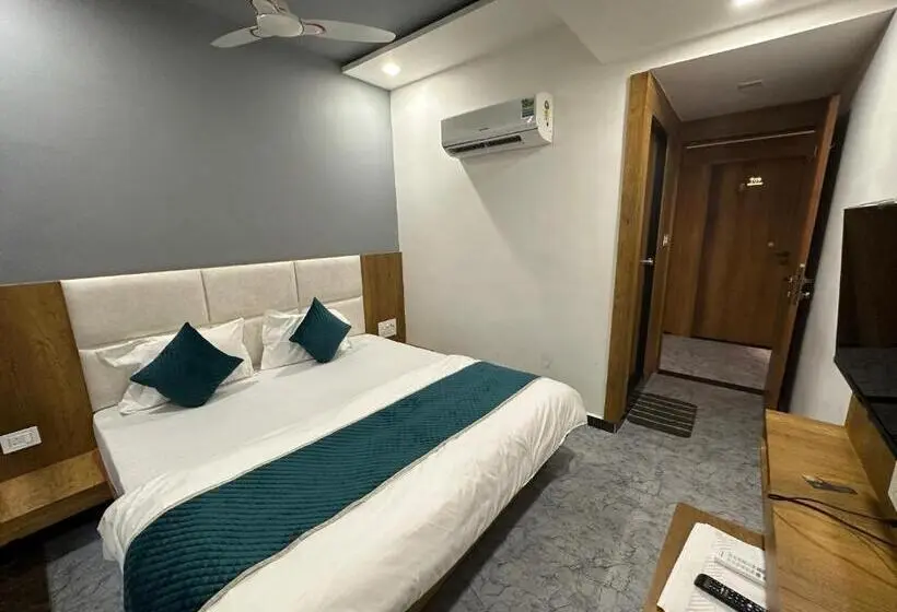Deluxe-huone, Secure Inn Kadodara Road