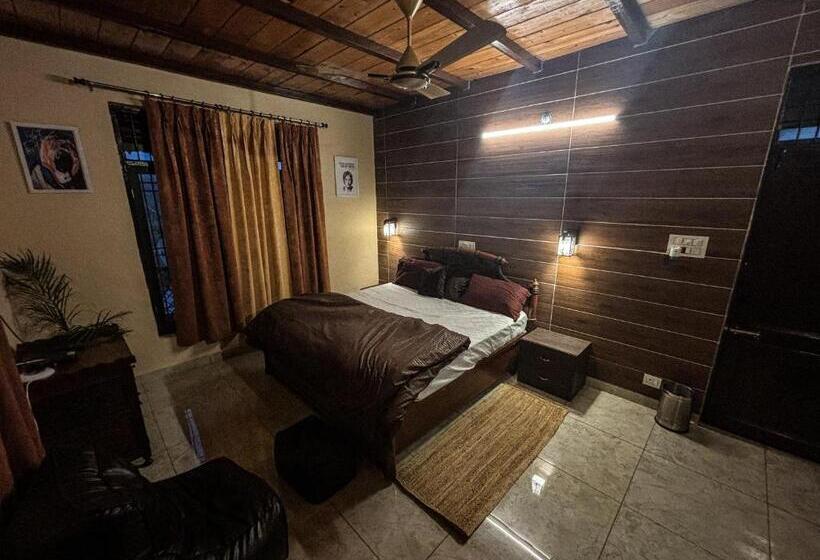 חדר סטנדרט נוף להרים, Karvaan B&b   2bhk Homestay