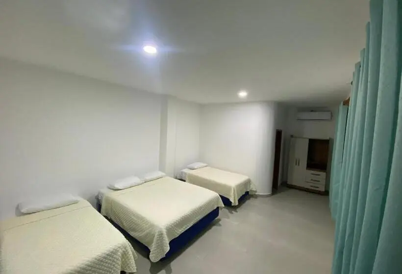 اتاق کلاسیک چهارنفره, Penguin House