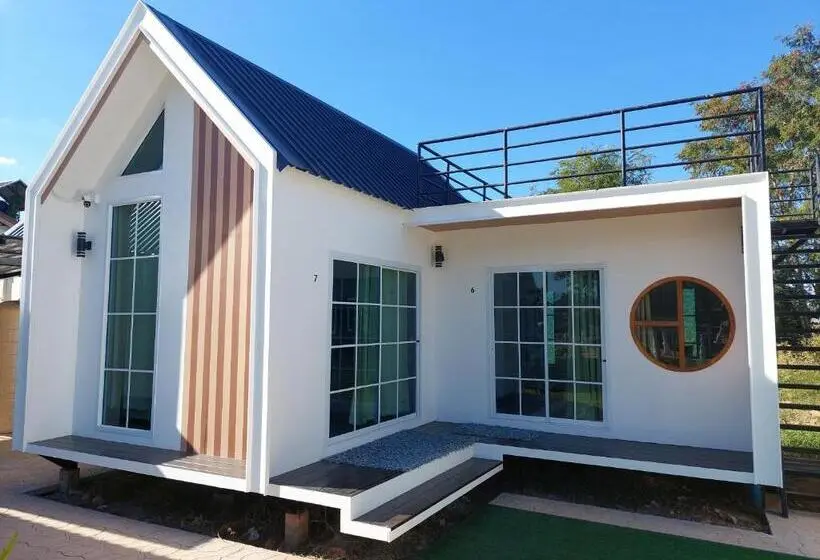 Perhehuone, Raintrary House เรนทารี่เฮ้าส์ นครพนม