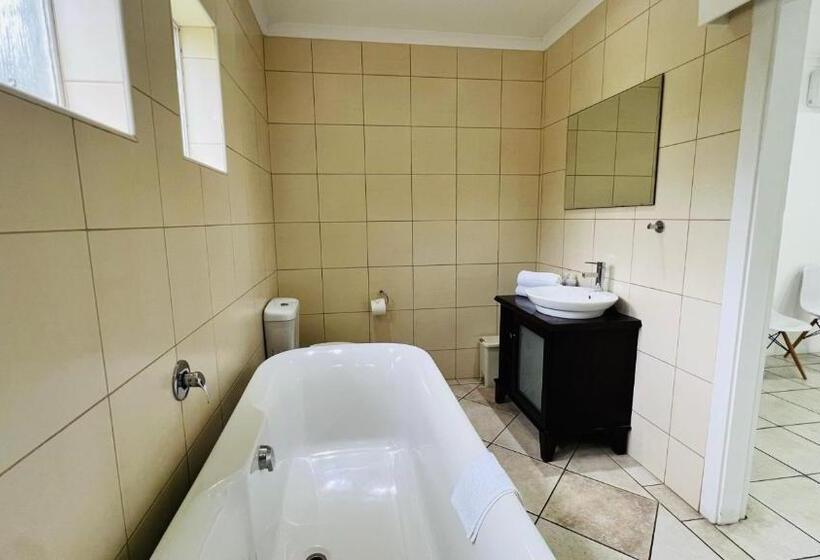 발코니 디럭스 룸, Casablanca Guest House