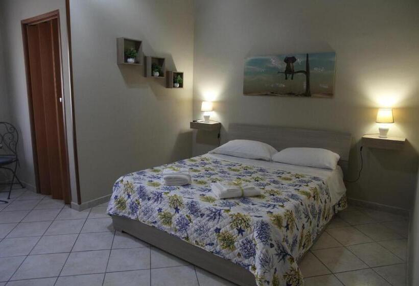 اتاق استاندارد سه نفره, Il Principe Di Napoli