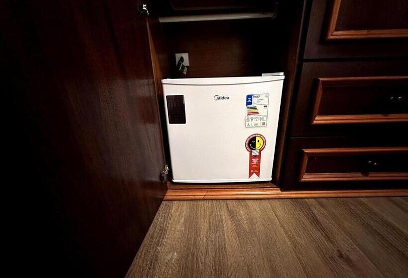 低层单卧公寓, Camas Queen Com Serviço De