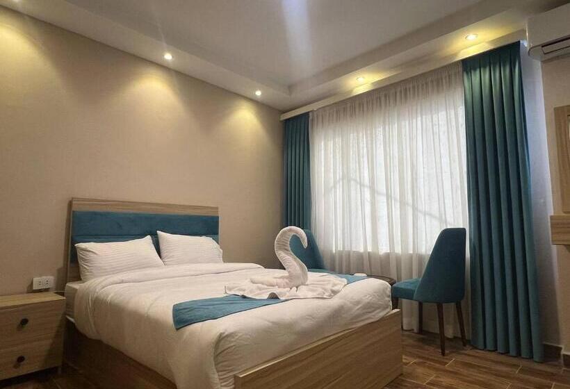 اتاق لوکس یک تخته, Palm Grand Egyptian Museum, Pyramids View