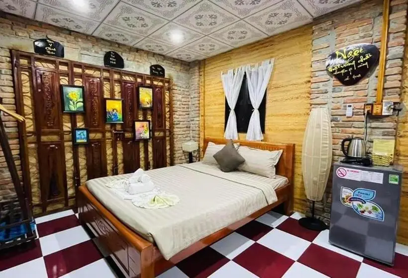 اتاق لوکس, Homestay Tí Nị