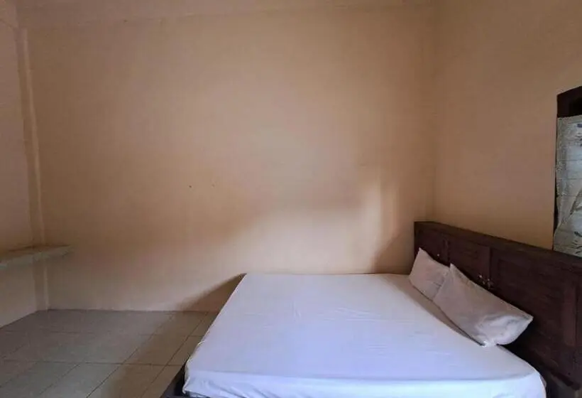エコノミールーム, Spot On 93465 Archa Guest House Syariah