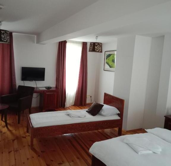 اتاق لوکس سه تخته, Turistički Centar Andrićgrad