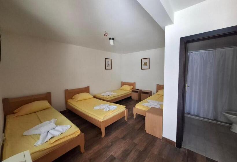 اتاق استاندارد چهار تخته, Turistički Centar Andrićgrad