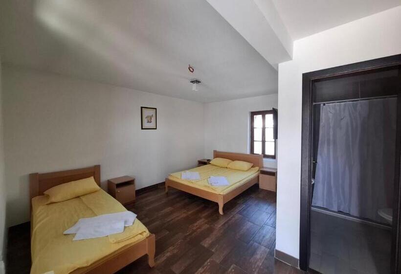 اتاق استاندارد سه نفره, Turistički Centar Andrićgrad