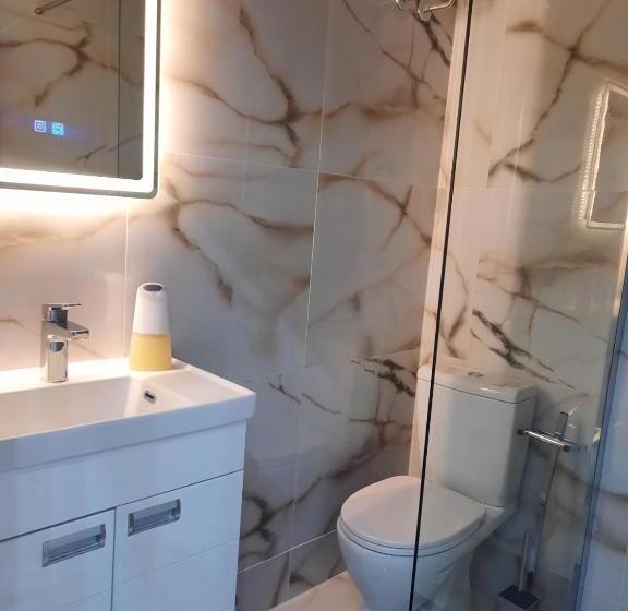 سوئیت با بالکن, Authentic Belgrade Centre   Luxury Suites