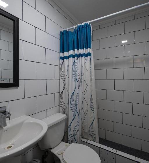 标准间, Löf Hostal