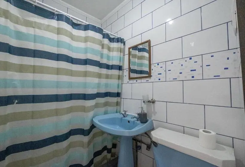 اتاق استاندارد با تخت بزرگ, Löf Hostal