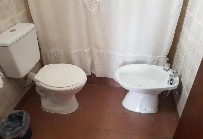 Standard Kolmen Hengen Huone, Hostería El Alamo