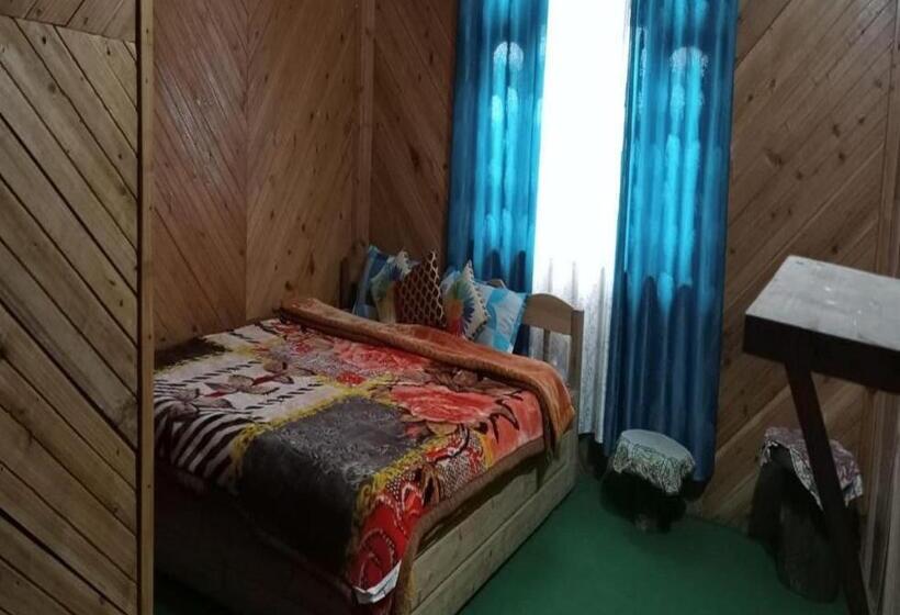 غرفة قياسية ثلاثية, Lolegaon Farmstay By Stayapsrt