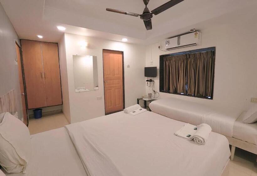 Quarto Triplo Estandar, Vrs Satkar