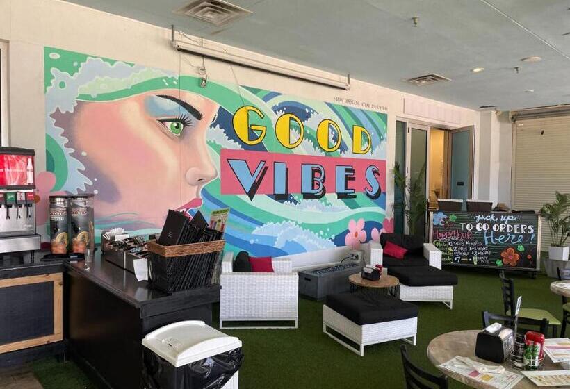 شقة غرفة واحدة مطلة على حمام السباحة, Marvelous 9th Floor Condo Gulf, Pool & Sunset View