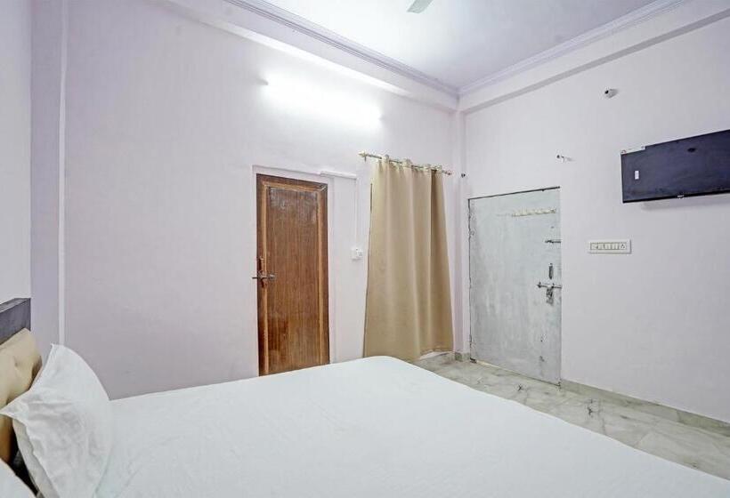 Трехместный Номер Классика, Oyo Hotel Classic Villa