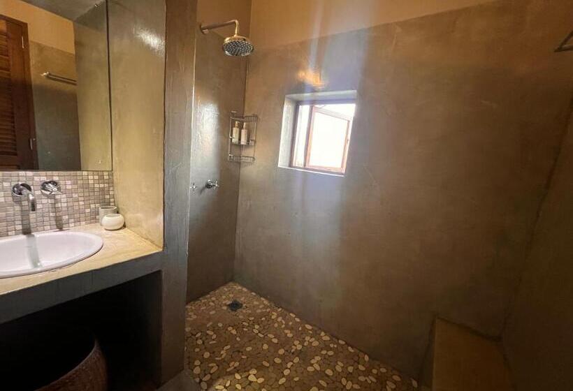 חדר דלוקס עם מרפסת, Segulah Guesthouse