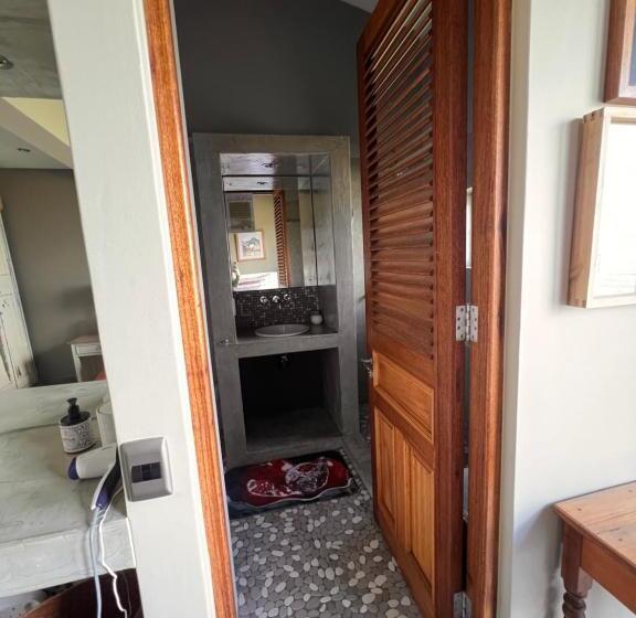 חדר דלוקס עם מרפסת, Segulah Guesthouse